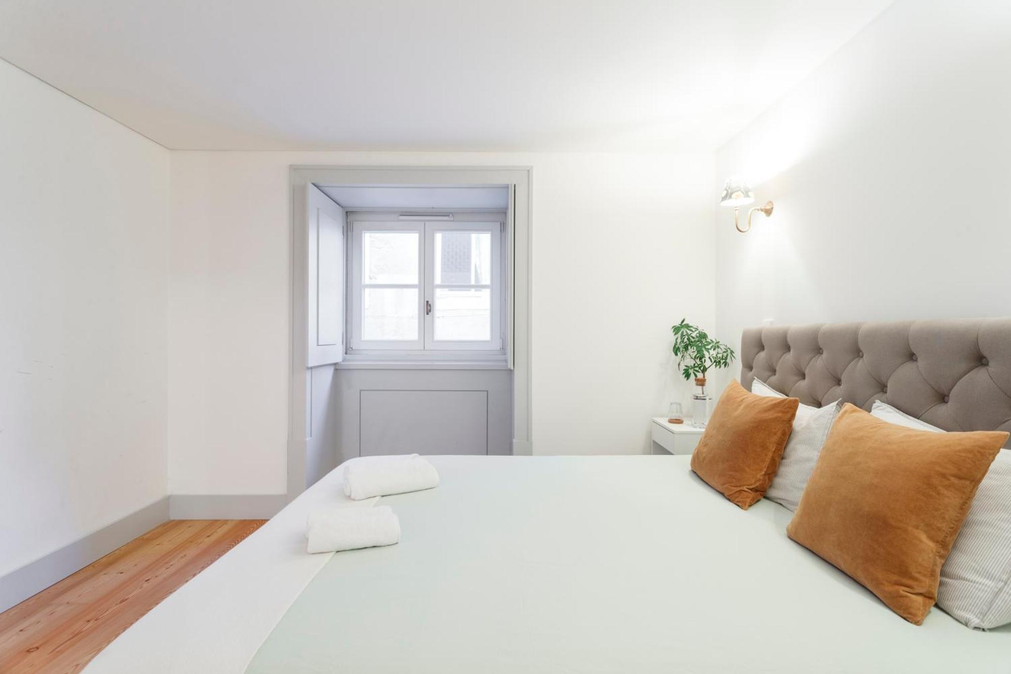 Double Room With Private Wc In Shared House In Downtown ליסבון מראה חיצוני תמונה