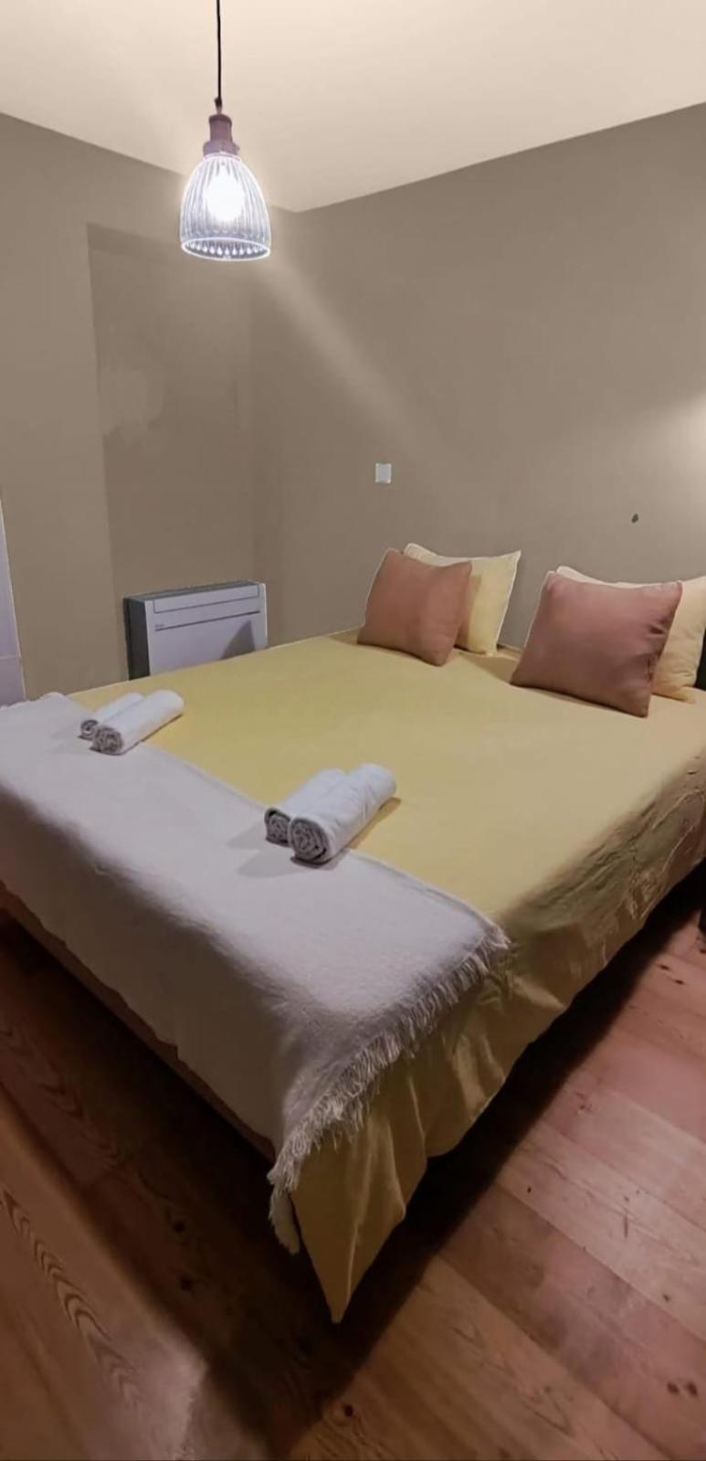 Double Room With Private Wc In Shared House In Downtown ליסבון מראה חיצוני תמונה