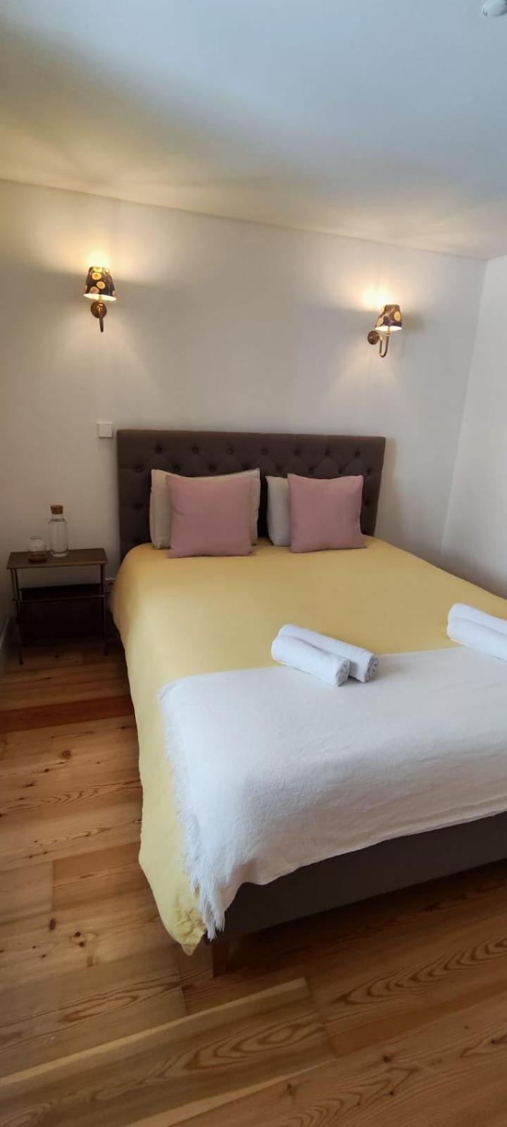 Double Room With Private Wc In Shared House In Downtown ליסבון מראה חיצוני תמונה